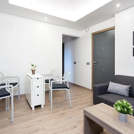 公寓 洛斯克里斯蒂亚诺斯阁楼公寓